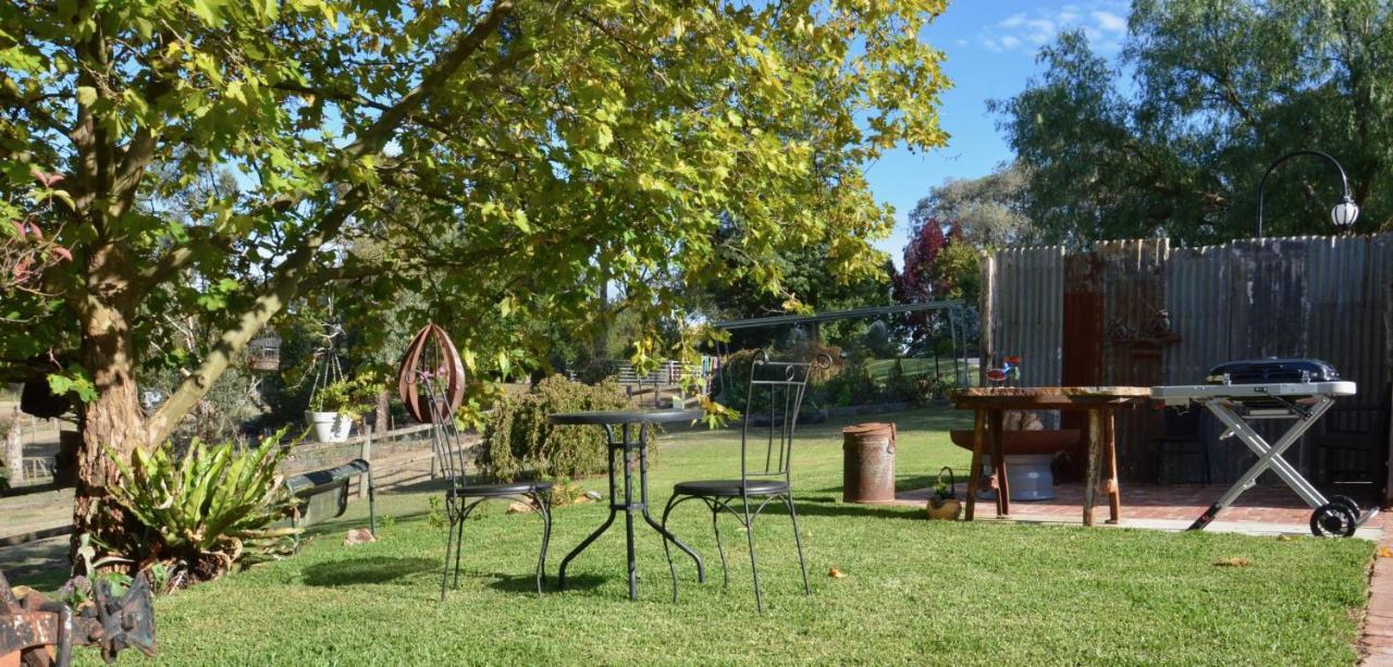 Wandin North The Stables酒店 外观 照片