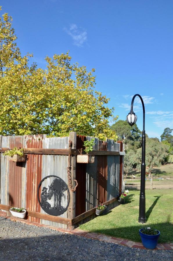 Wandin North The Stables酒店 外观 照片